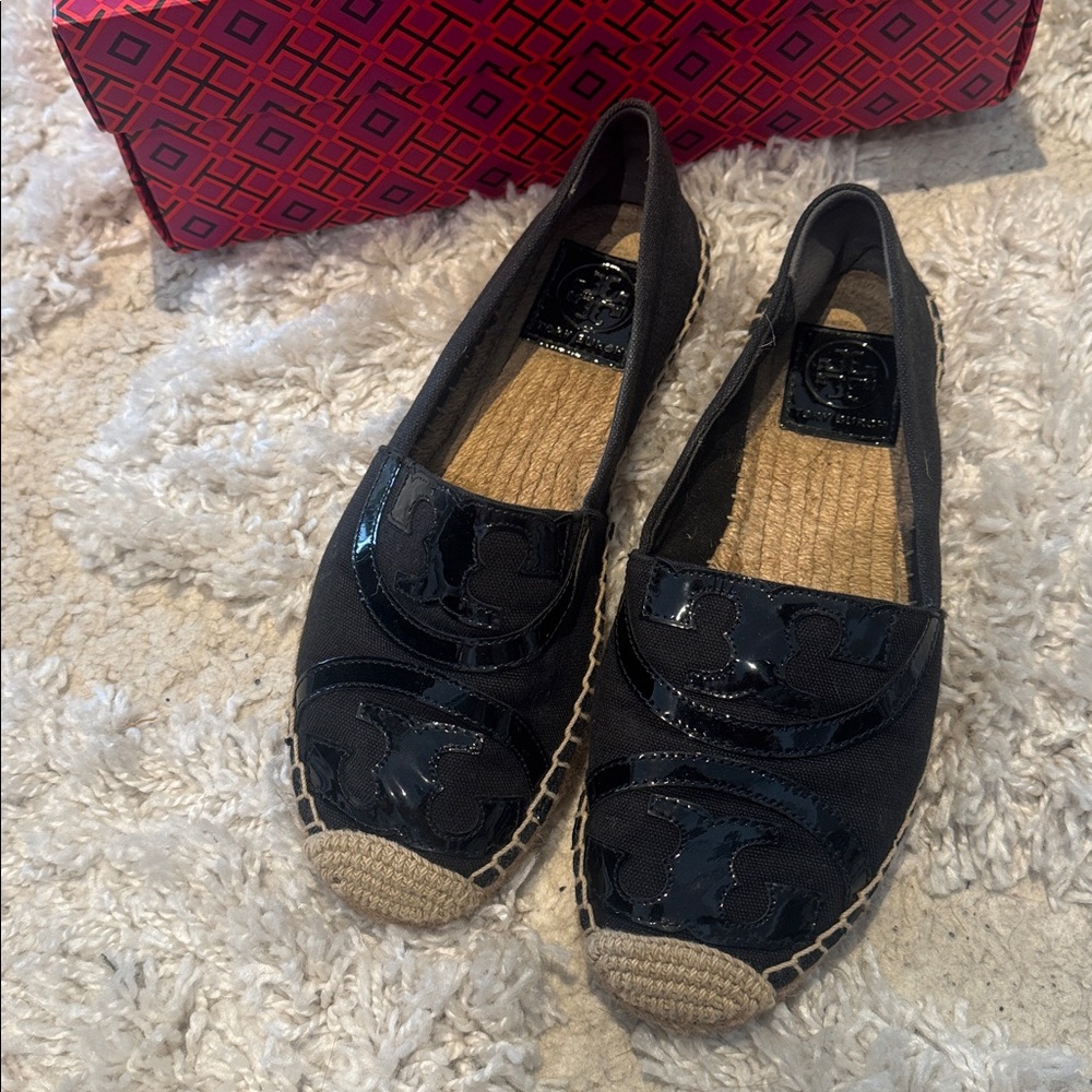 Tory Burch Poppy Espadrille Shoes - Picture 2 of 3
